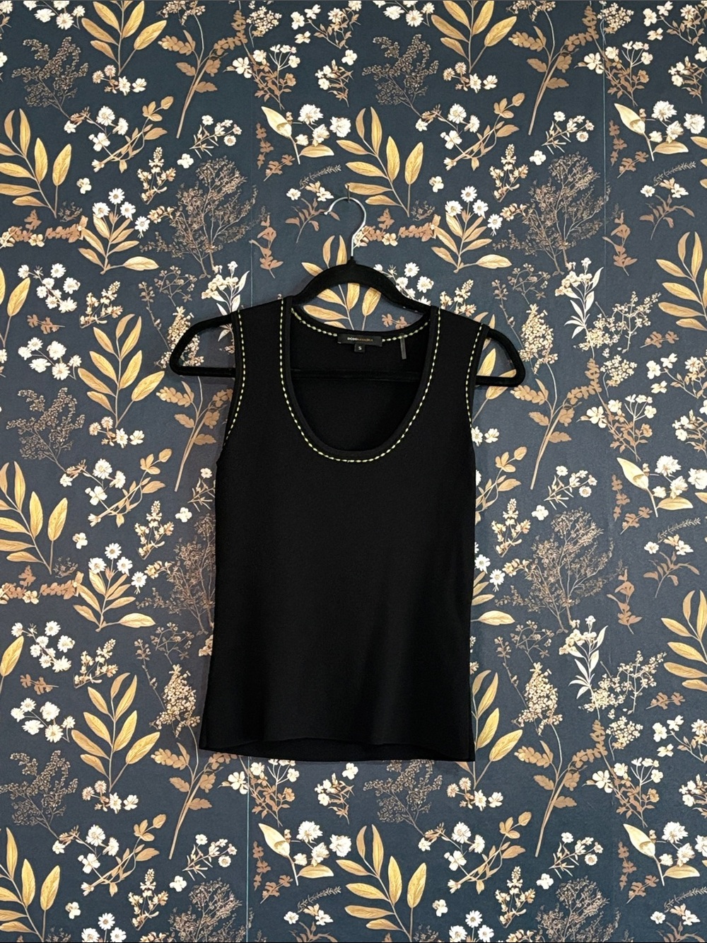 BCBGMaxAzria Black Sleeveless Tank with Green Contrast Trim Size S